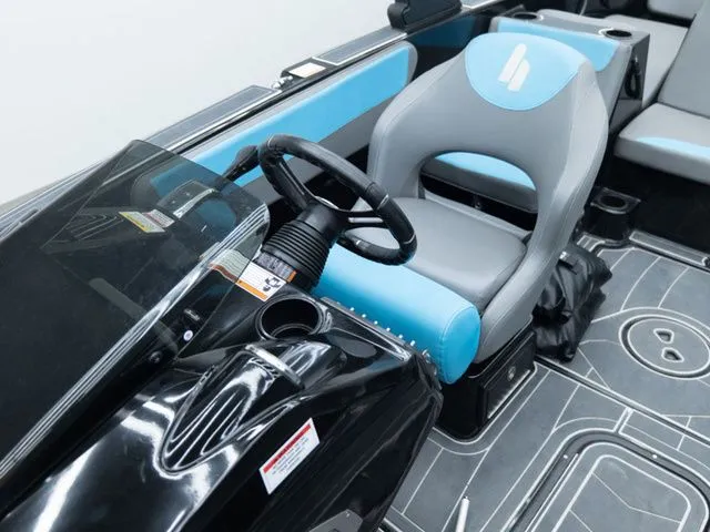 Slide: The Image of Heyday Wake Boats WT-2 2018 - 8