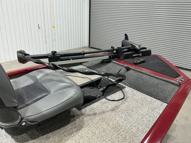 Slide: The Image of Tracker Pro 160 2020 - 14