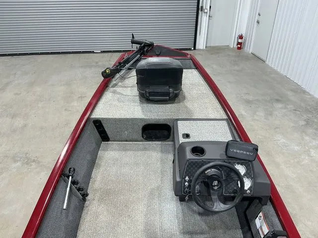 Slide: The Image of Tracker Pro 160 2020 - 6