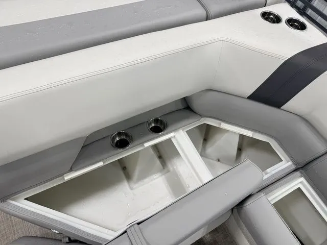 Slide: The Image of Yamaha Select 20C 2026 2026 - 23