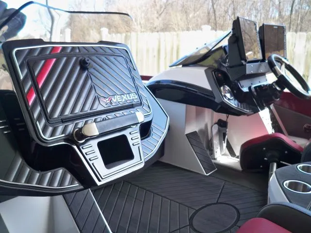 Slide: The Image of Vexus VXs20 2024 - 8