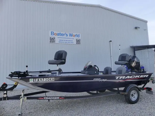 The Image of Tracker Pro 170 2021 - 1