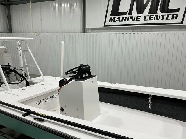 Slide: The Image of Mitzi Skiffs 17 TUNNEL HULL CC 2008 - 18