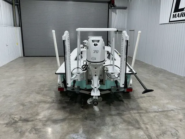 Slide: The Image of Mitzi Skiffs 17 TUNNEL HULL CC 2008 - 5