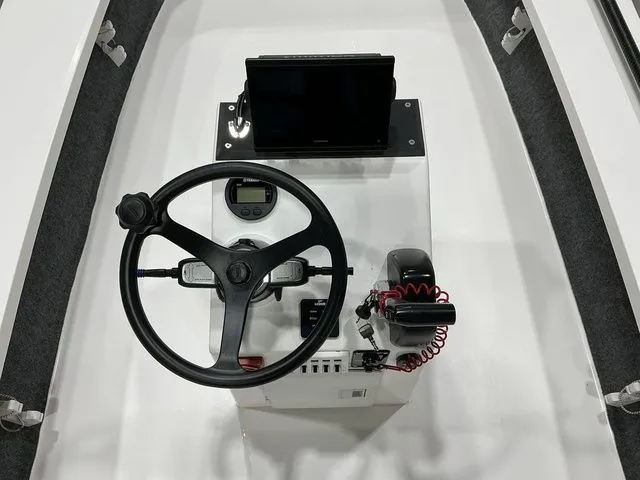 Slide: The Image of Mitzi Skiffs Mitzi 17 Tournament 2008 - 8