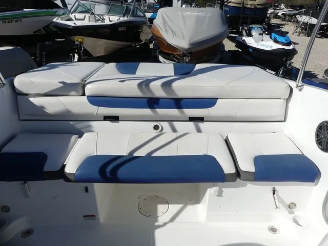 Slide: The Image of Tahoe 500 TS 2019 - 19