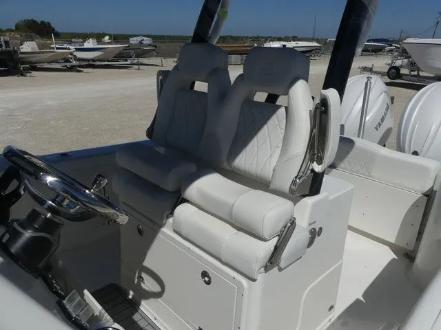 Slide: The Image of Key West 260 Center Console 2026 - 19