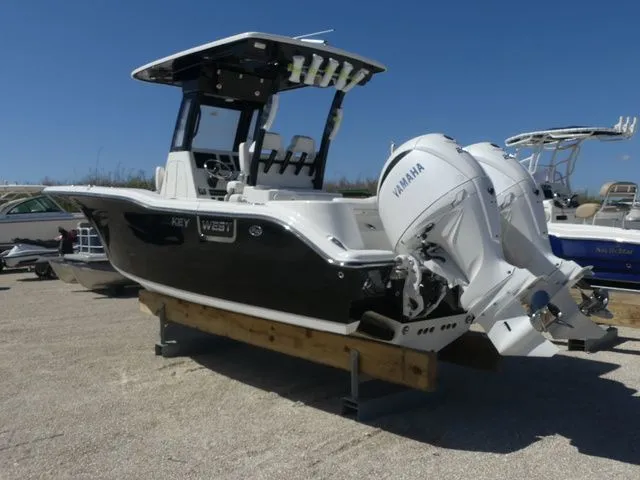 Slide: The Image of Key West 260 Center Console 2026 - 6