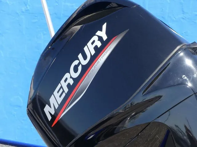 Slide: The Image of Crestliner 1700 Storm 2023 - 8