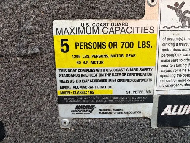 Slide: The Image of Alumacraft Classic 165 2020 - 33