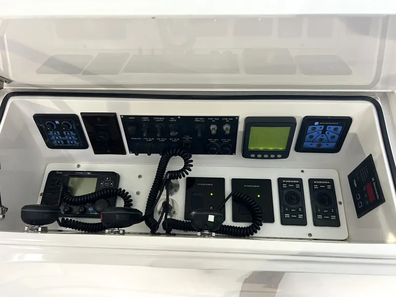 Slide: The Image of Viking 50 Convertible 2011 - 12