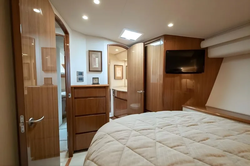 Slide: The Image of Viking 50 Convertible 2011 - 29