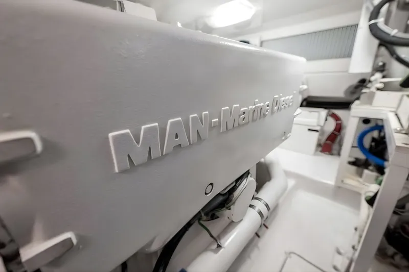 Slide: The Image of Viking 50 Convertible 2011 - 34