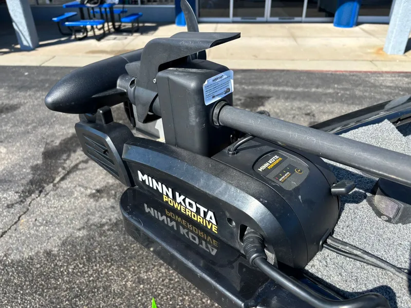 Slide: The Image of Tracker Pro Guide V-16 WT 2024 - 9