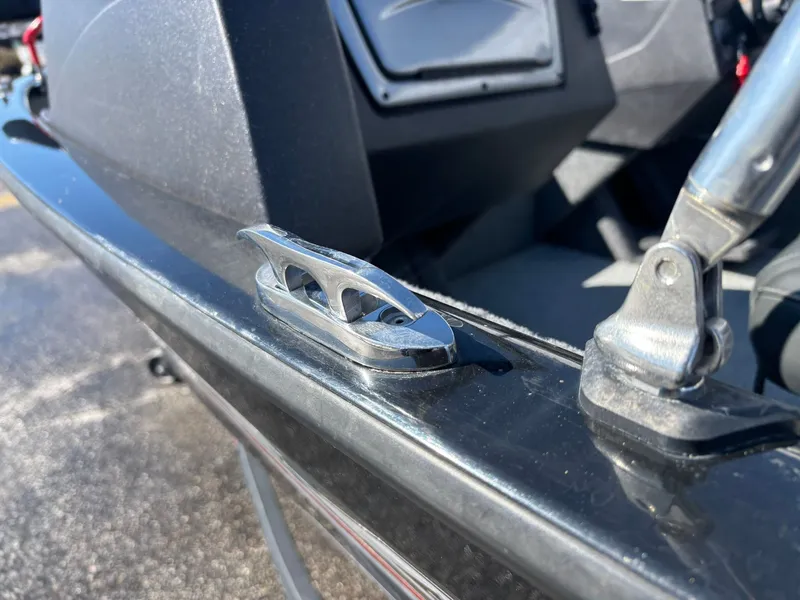 Slide: The Image of Tracker Pro Guiide V-16 WT 2024 - 25