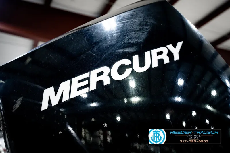 Slide: The Image of Mercury engine on 2022 Bennington 23 QXFBA boat at Reeder-Trausch Marine. - 51