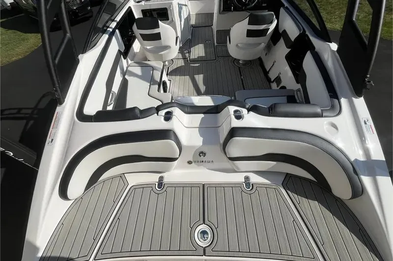 Slide: The Image of 2024 Yamaha Boats 195S interior with sleek seating and modern design. - 16