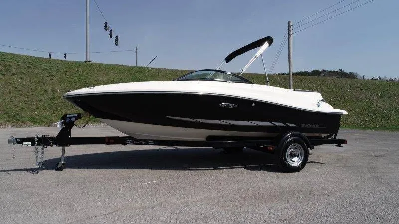 Slide: The Image of Sea Ray 190 Sport 2014 - 11