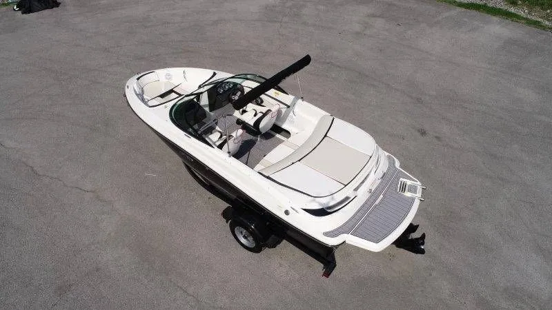 Slide: The Image of Sea Ray 190 Sport 2014 - 4