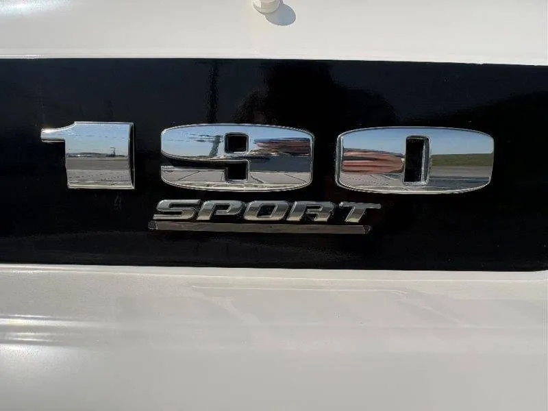 Slide: The Image of Sea Ray 190 Sport 2014 - 40