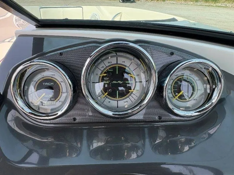 Slide: The Image of Sea Ray 190 Sport 2014 - 58