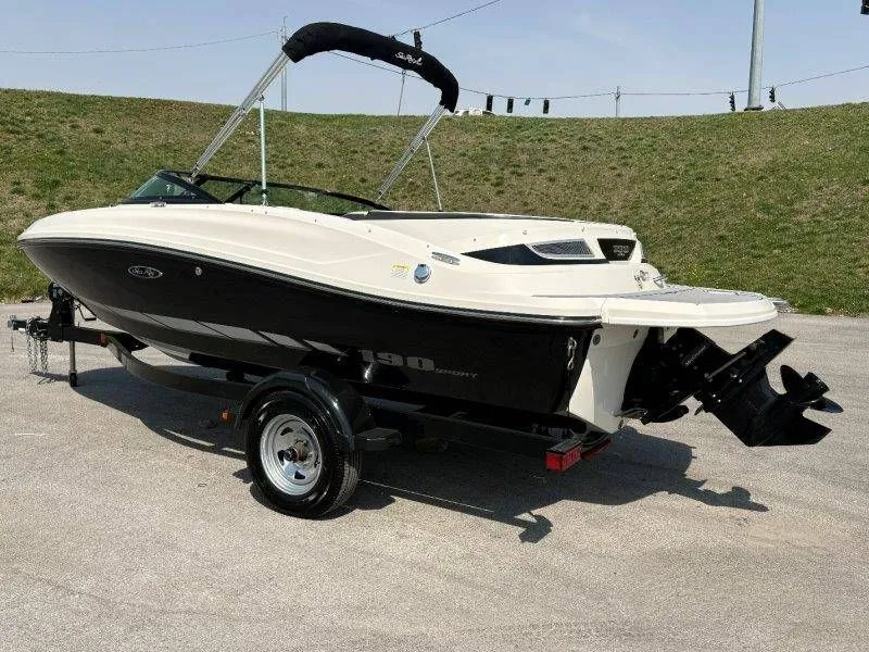 Slide: The Image of Sea Ray 190 Sport 2014 - 73