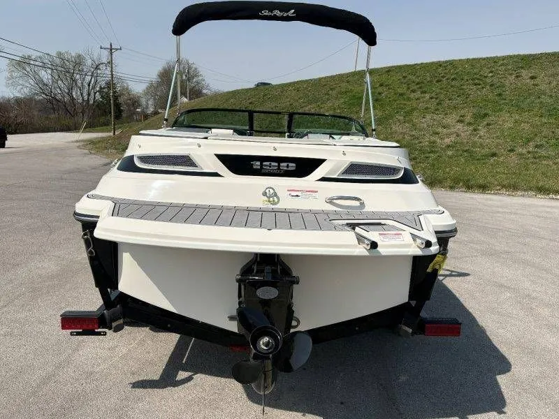 Slide: The Image of Sea Ray 190 Sport 2014 - 78