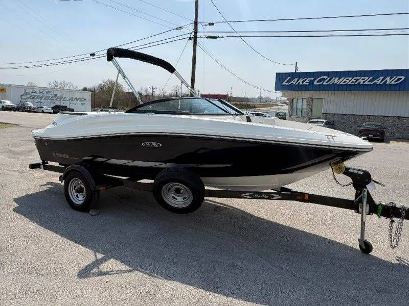 Slide: The Image of Sea Ray 190 Sport 2014 - 79