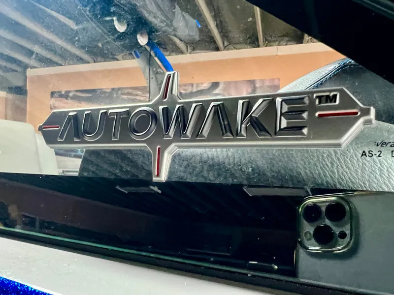 Slide: The Image of Autowake logo on Supra SE 450, year 2021. - 29