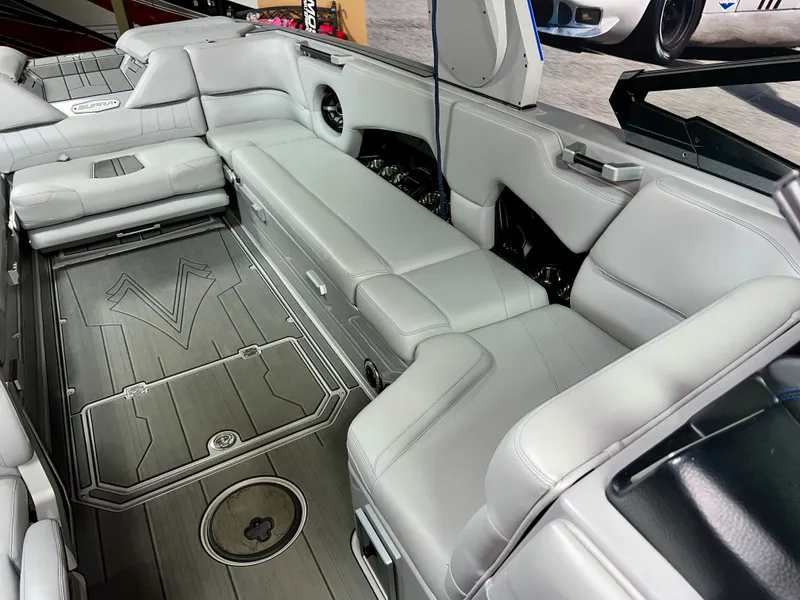 Slide: The Image of Interior of Supra SE 450 boat, luxurious gray upholstery, 2021 model. - 8