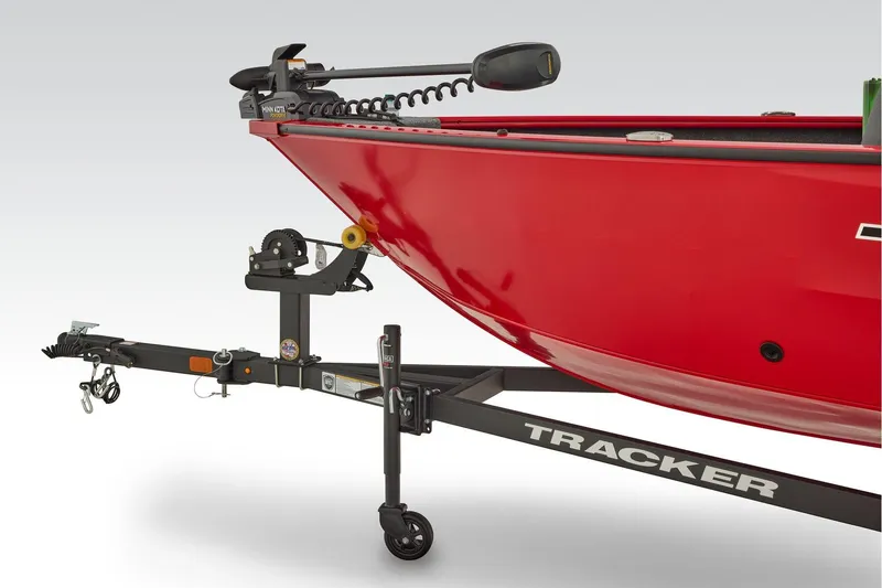 Slide: The Image of Tracker Pro Guide V-16 WT 2026 - 12