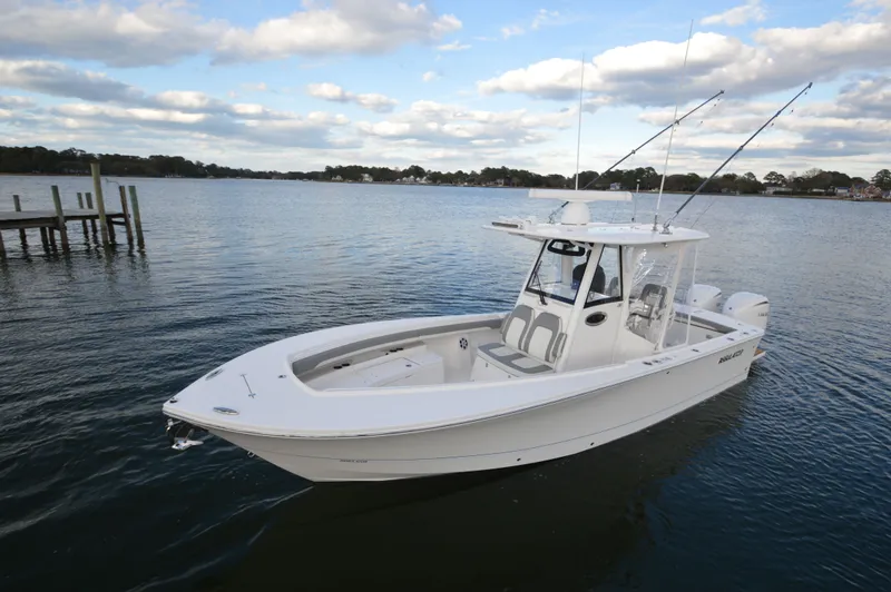 Slide: The Image of Regulator Marine 28 FS w/SeaKeeper Ride 2024 - 2