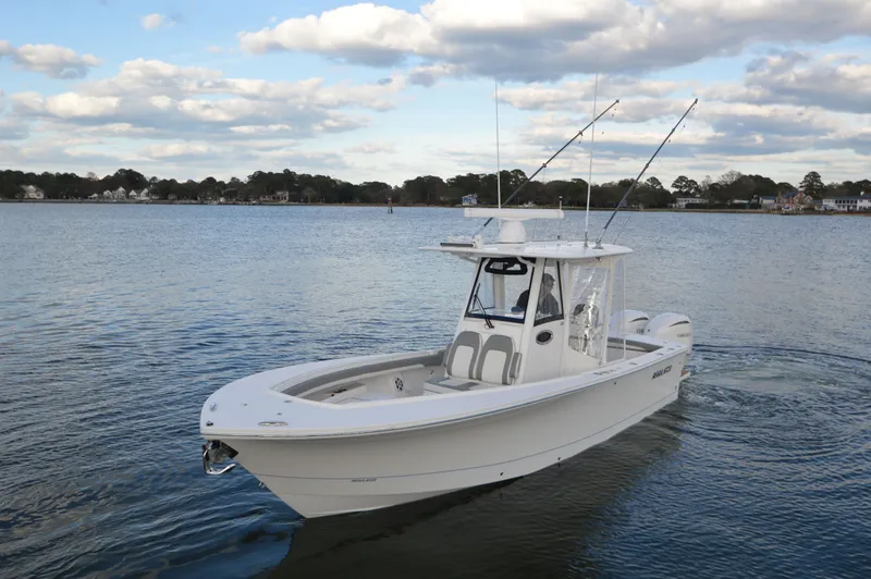 Slide: The Image of Regulator Marine 28 FS w/SeaKeeper Ride 2024 - 3