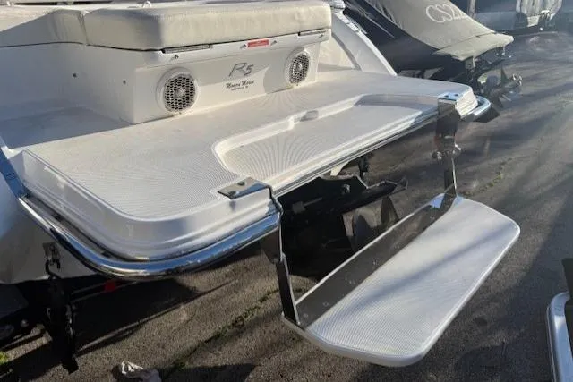 Slide: The Image of 2015 Cobalt R5 boat with swim platform and stainless steel ladder. - 31