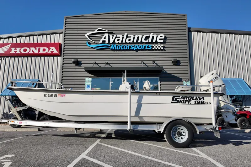 The Image of Carolina 198 DLX 2009 - undefined