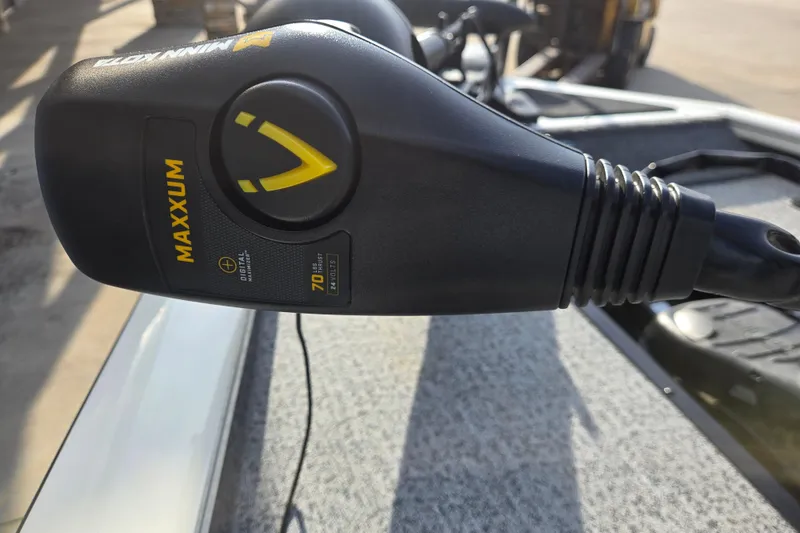 Slide: The Image of Minn Kota Maxxum trolling motor on 2020 Tracker Pro Team 190 TX boat. - 10