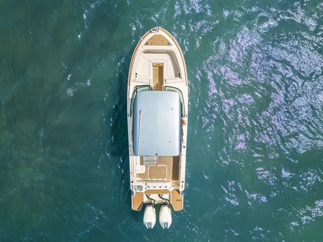 Slide: The Image of 2024 Chris-craft Calypso 28 - Image 10 - 10