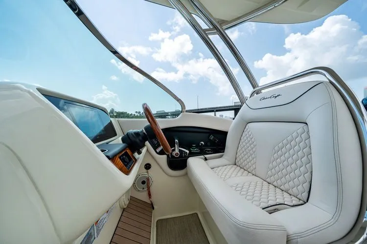 Slide: The Image of 2024 Chris-craft Calypso 28 - Image 31 - 31