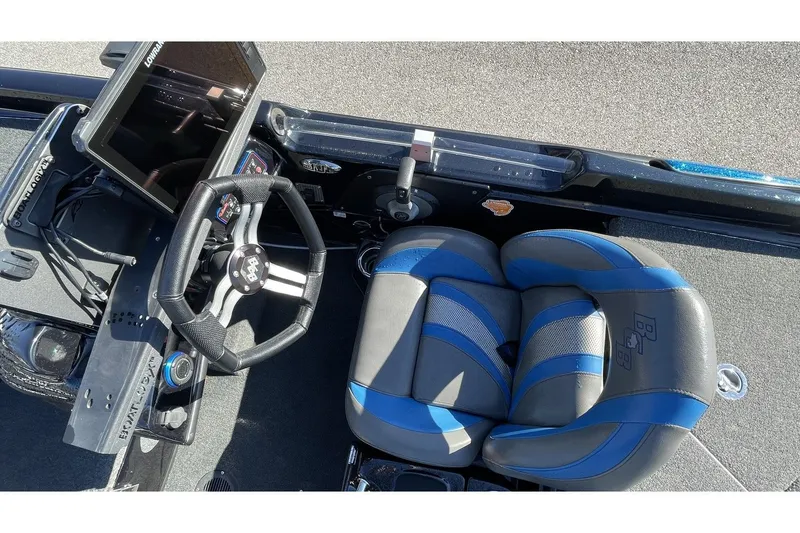 Slide: The Image of Bass Cat Eyra 2021 - 17