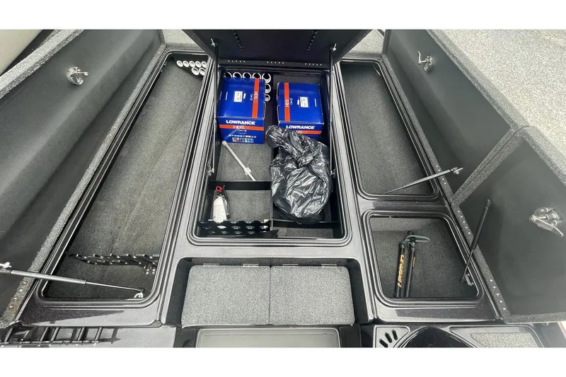 Slide: The Image of Legend V20 2017 - 12