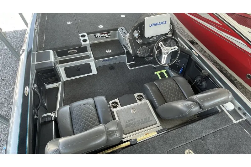 Slide: The Image of Triton 21 TrX 2018 - 13