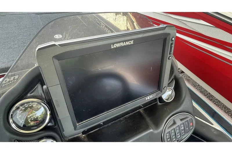 Slide: The Image of Triton 21 TrX 2018 - 15