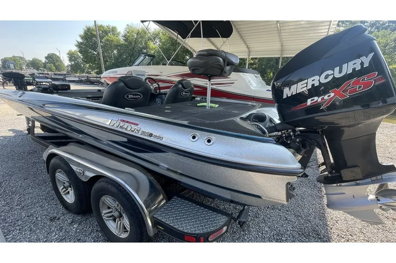 Slide: The Image of Triton 21 TrX 2018 - 4