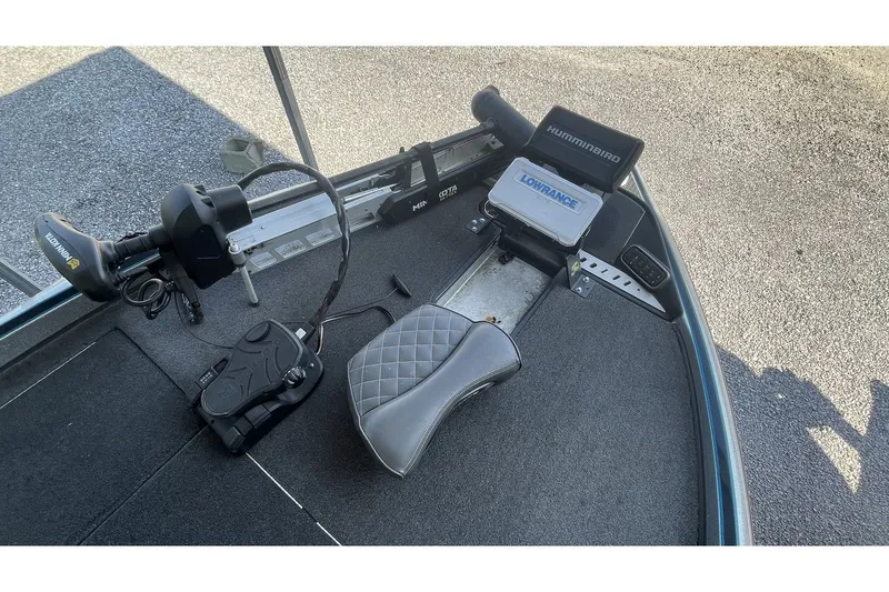 Slide: The Image of Triton 21 TrX 2018 - 9