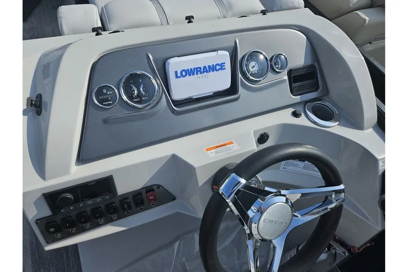 Slide: The Image of Crest Classic LX 220SLC CPT 2024 - 6