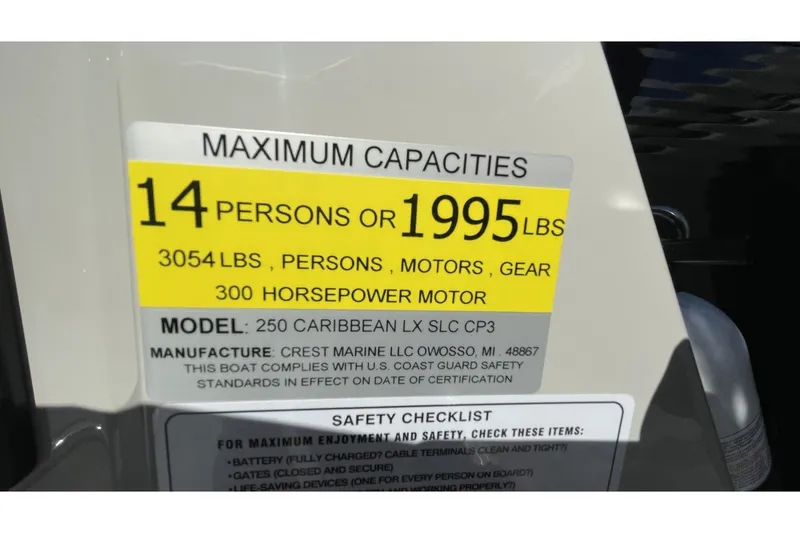 Slide: The Image of Crest Caribbean LX 250SLC CP3 2024 - 12