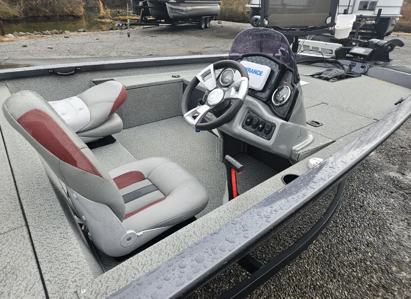 Slide: The Image of G3 Sportsman 1610 Vinyl 2021 - 3