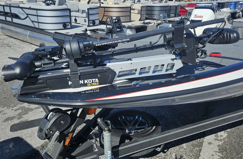 Slide: The Image of Skeeter ZXR21 2022 - 10