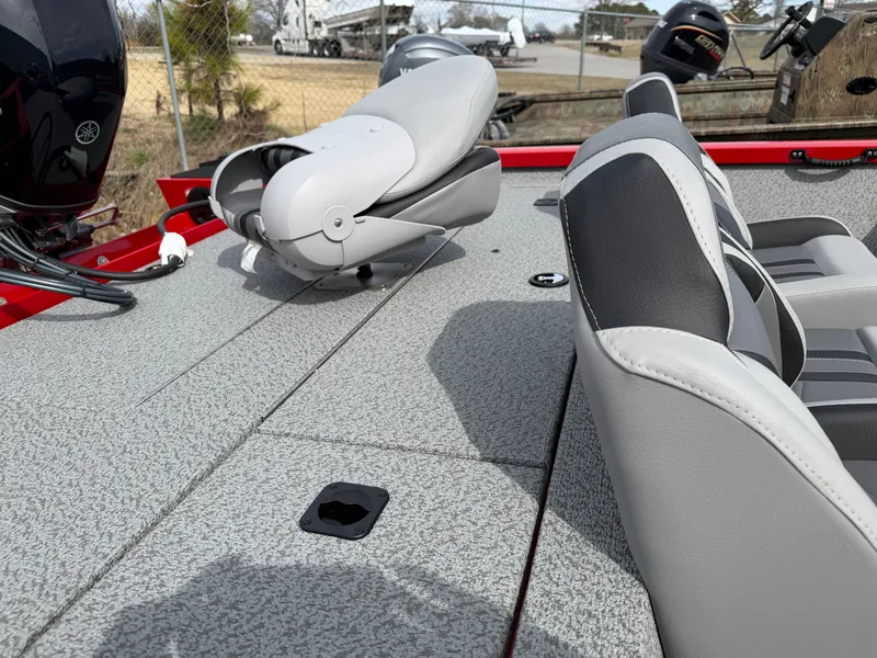 Slide: The Image of G3 Sportsman 1710 PFX 2026 - 10