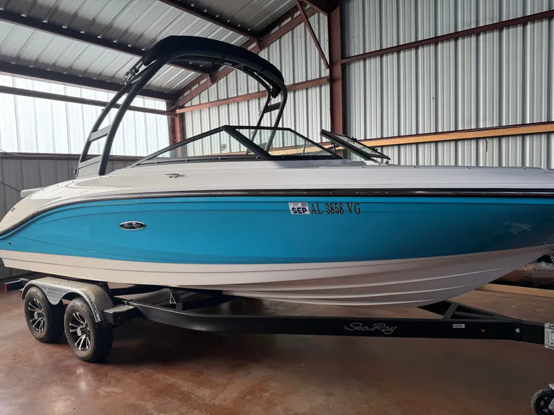 The Image of Sea Ray SeaRay SPX210 2024 - 1